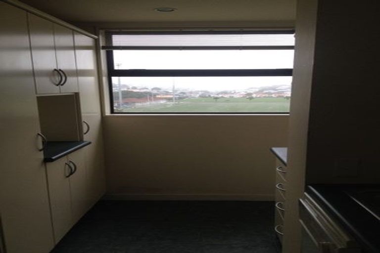 Photo of property in 568f Adelaide Road, Berhampore, Wellington, 6023