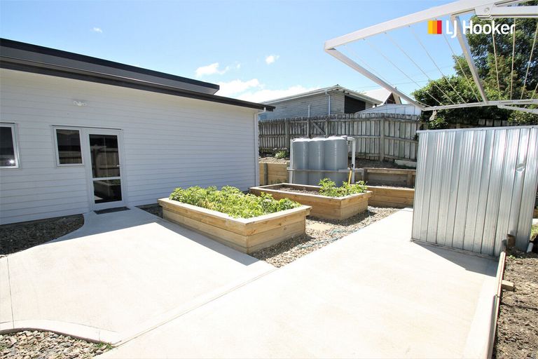 Photo of property in 19 Paterson Road, Mosgiel, 9092