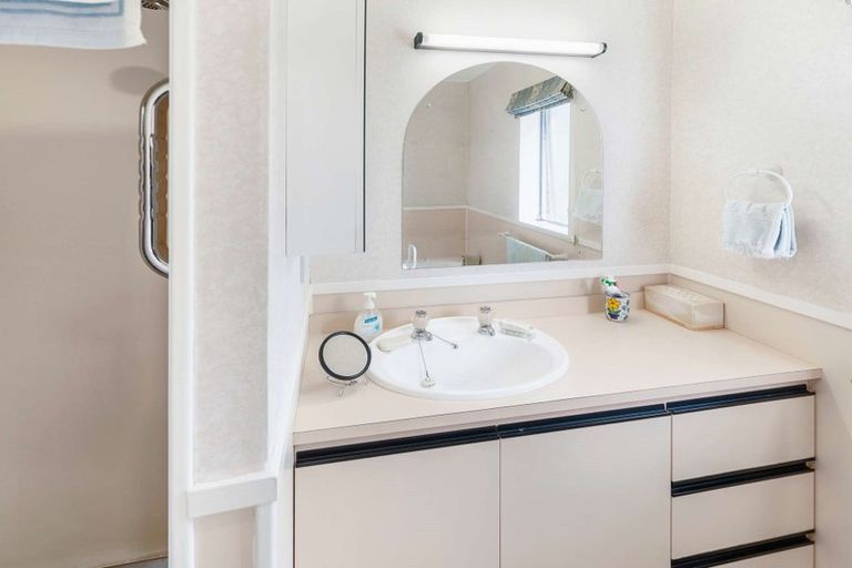 Photo of property in 1a Mcdonald Place, Marton, 4710