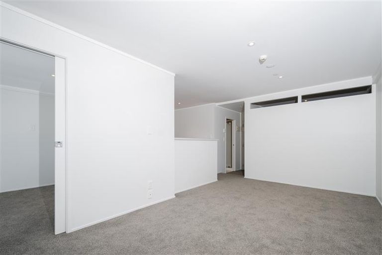 Photo of property in 11a/30 Westward Ho, Glen Eden, Auckland, 0602