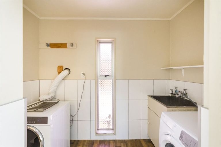 Photo of property in 65 Apollo Parade, Milson, Palmerston North, 4414