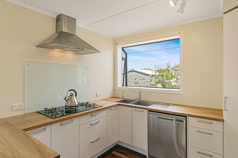 Photo of property in 69 Alexandra Street, Marton, 4710