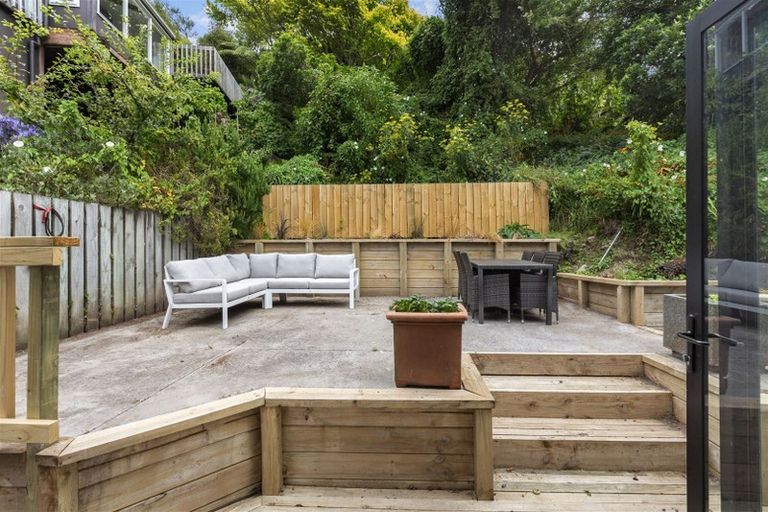 Photo of property in 27a Awarua Street, Ngaio, Wellington, 6035