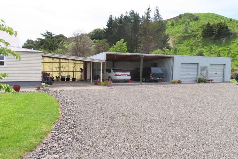 Photo of property in 709 Weber Road, Waitahora, Dannevirke, 4971