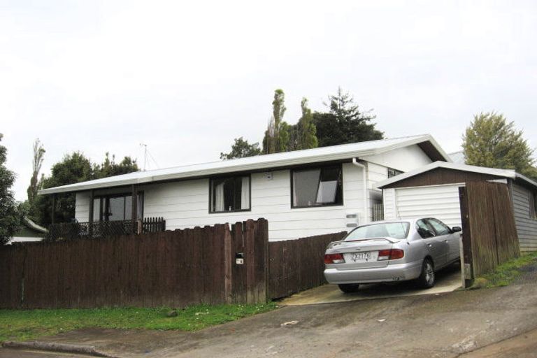 Photo of property in 1/8 Inca Place, Red Hill, Papakura, 2110