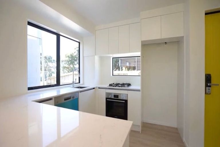 Photo of property in 94b Bay Street, Red Beach, 0932