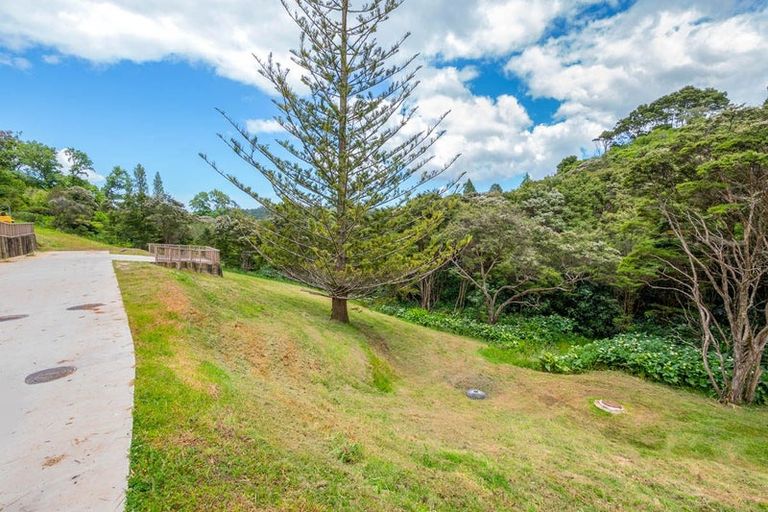 Photo of property in 659b South Titirangi Road, Titirangi, Auckland, 0604