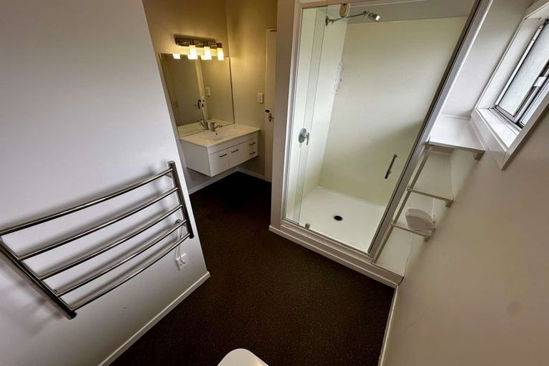 Photo of property in 3/12a Wood Street, Wallaceville, Upper Hutt, 5018