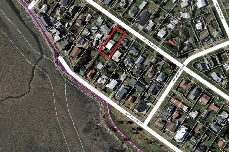 Photo of property in 14 Shortt Street, Foxton Beach, Foxton, 4815