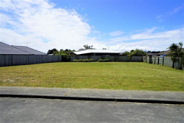 Photo of property in 26 Ocean View Rise, Ruakaka, 0116