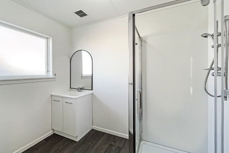 Photo of property in 28 Langley Avenue, Milson, Palmerston North, 4414