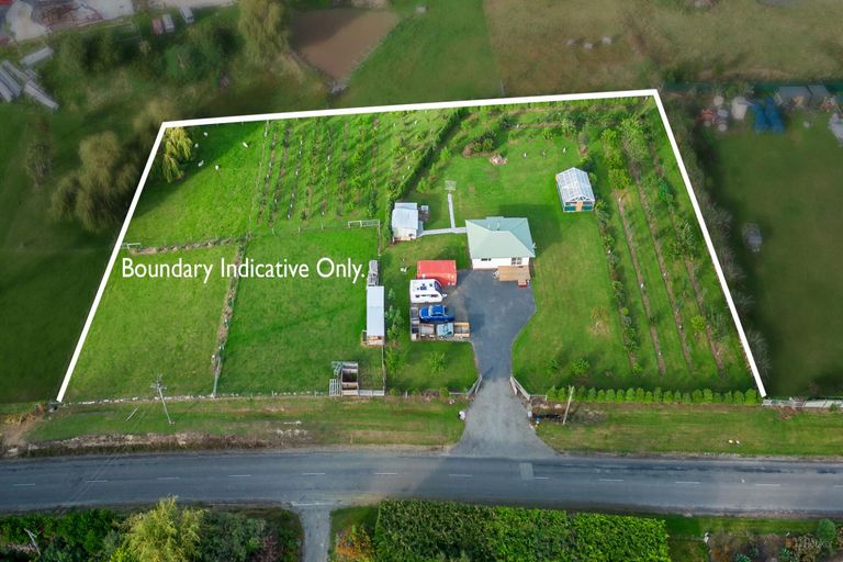 Photo of property in 17 Bakers Road, Waimate, 7978