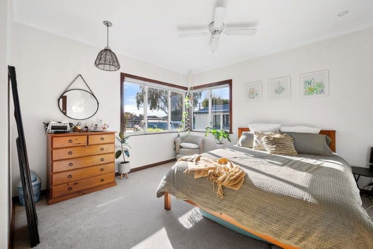 Photo of property in 8 Cameron Road, Te Puke, 3119