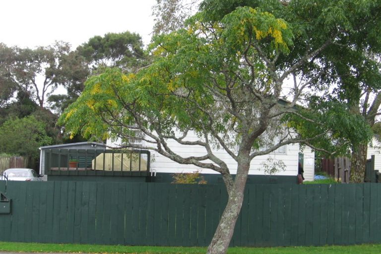 Photo of property in 8 Cranberry Place, Bucklands Beach, Auckland, 2012