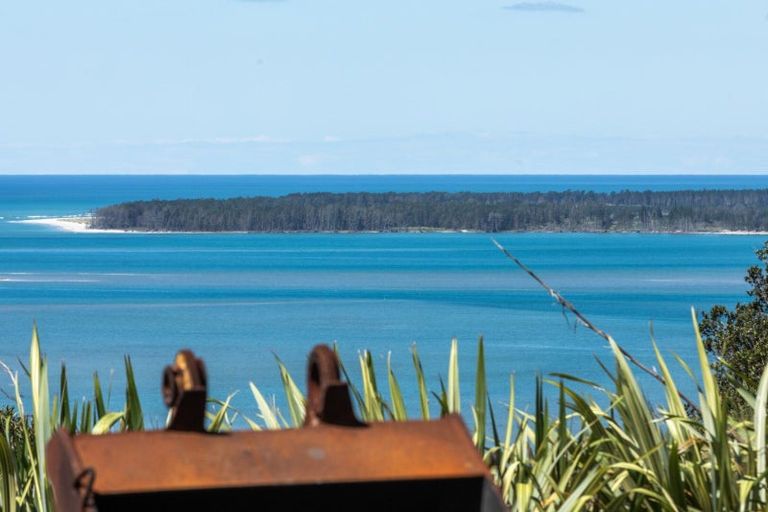 Photo of property in 1031b State Highway 2, Tanners Point, Katikati, 3177