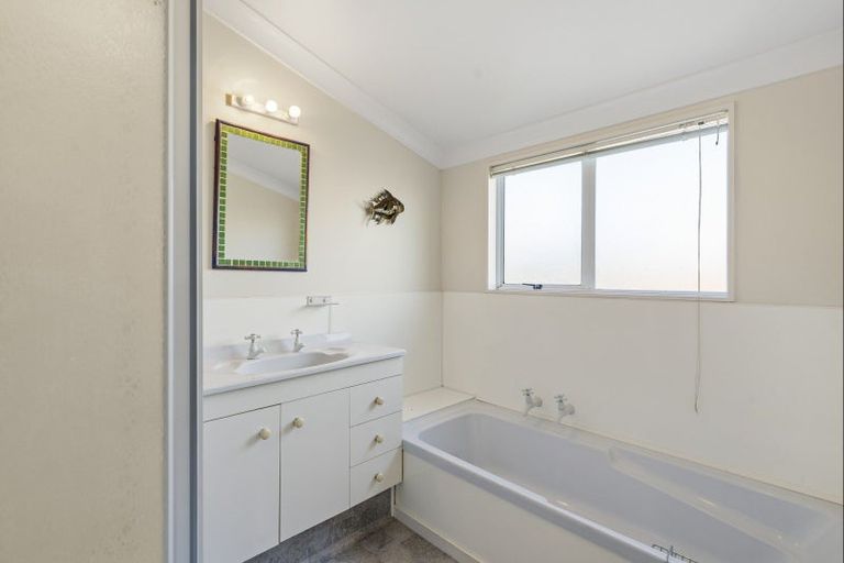 Photo of property in 115a Valley Road, Mount Maunganui, 3116