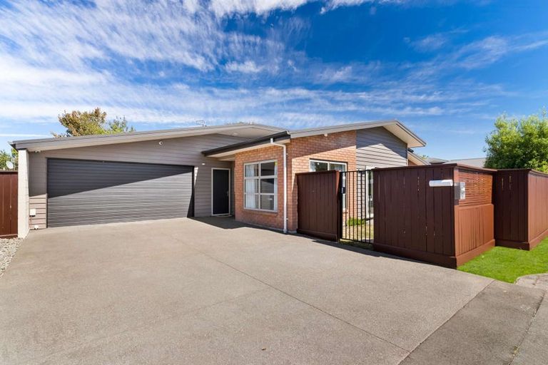 Photo of property in 4 Norwich Street, Linwood, Christchurch, 8062