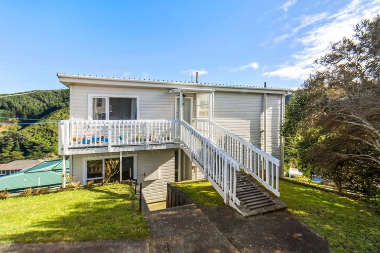 Photo of property in 11b Clinton Way, Kingston, Wellington, 6021