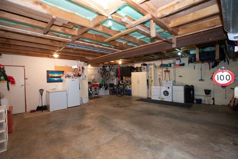 Photo of property in 4 Kenilworth Place, Dinsdale, Hamilton, 3204