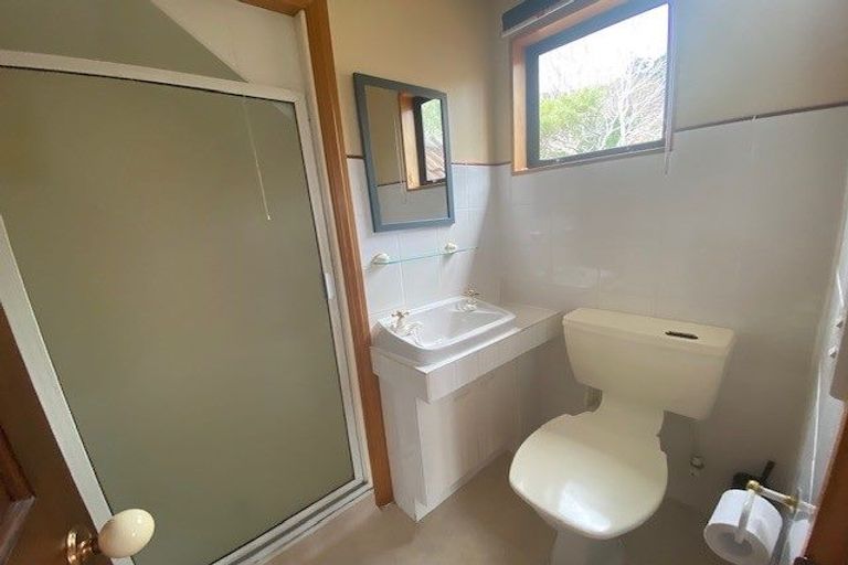 Photo of property in 16 Cheviot Road, Lowry Bay, Lower Hutt, 5013