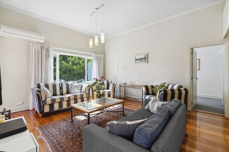 Photo of property in 9 French Street, Martinborough, 5711