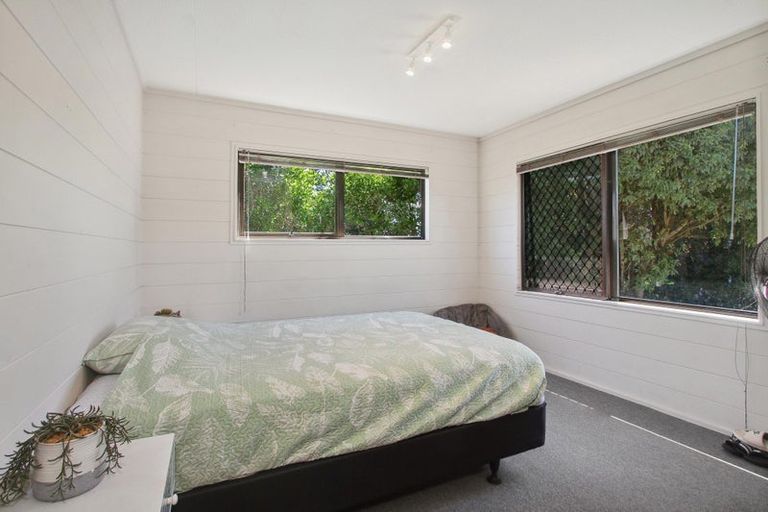 Photo of property in 17a Leaming Place, Clarks Beach, 2122