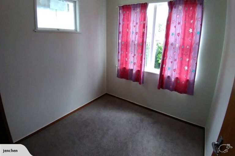 Photo of property in 6 Lauris Place, Birkdale, Auckland, 0626