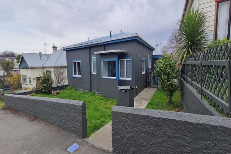 Photo of property in 5 Memorial Avenue, Parkside, Timaru, 7910