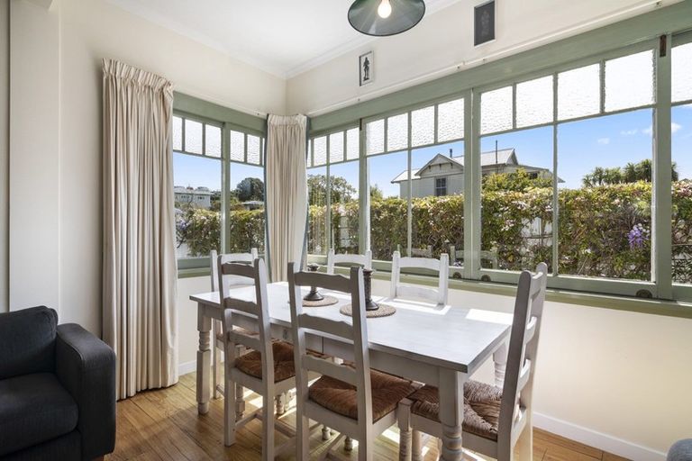 Photo of property in 4 Brougham Street, Nelson South, Nelson, 7010