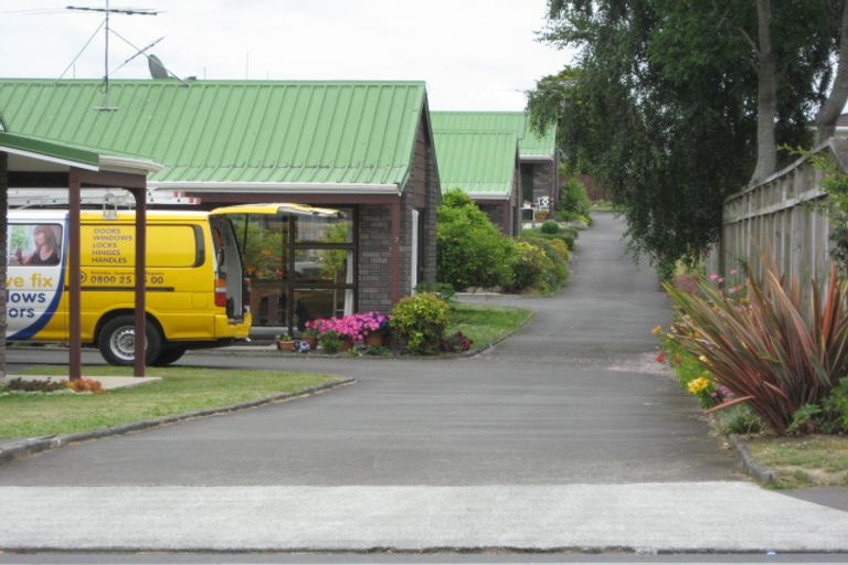 Photo of property in 65d Queen Street, Pukekohe, 2120