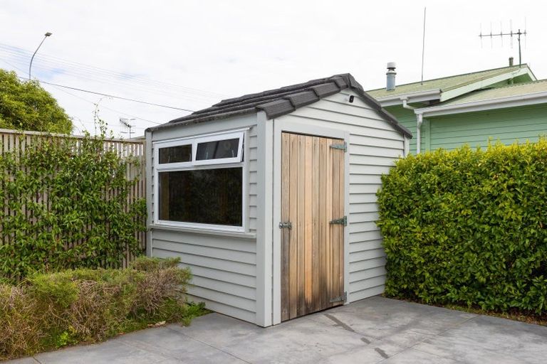Photo of property in 1 Alfred Street, Westshore, Napier, 4110