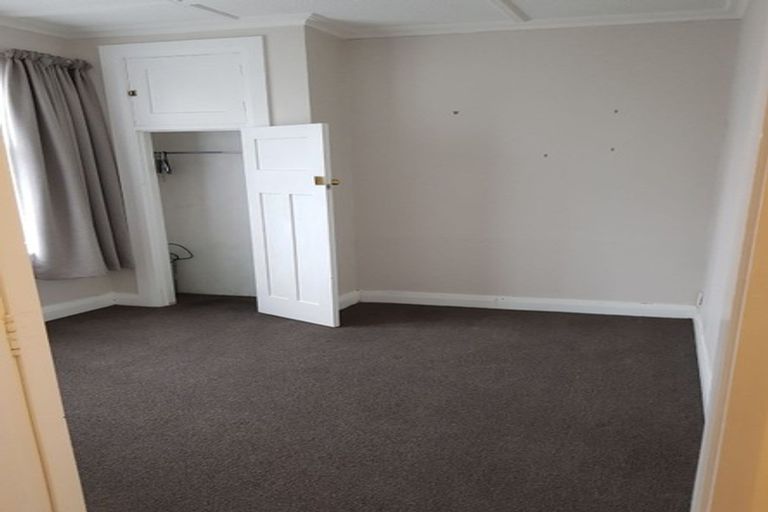 Photo of property in 1/1 Brooklyn Road, Mount Cook, Wellington, 6011