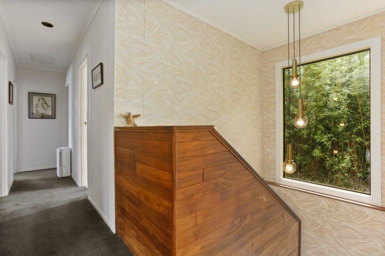 Photo of property in 14 Edgewood Way, Henderson, Auckland, 0612