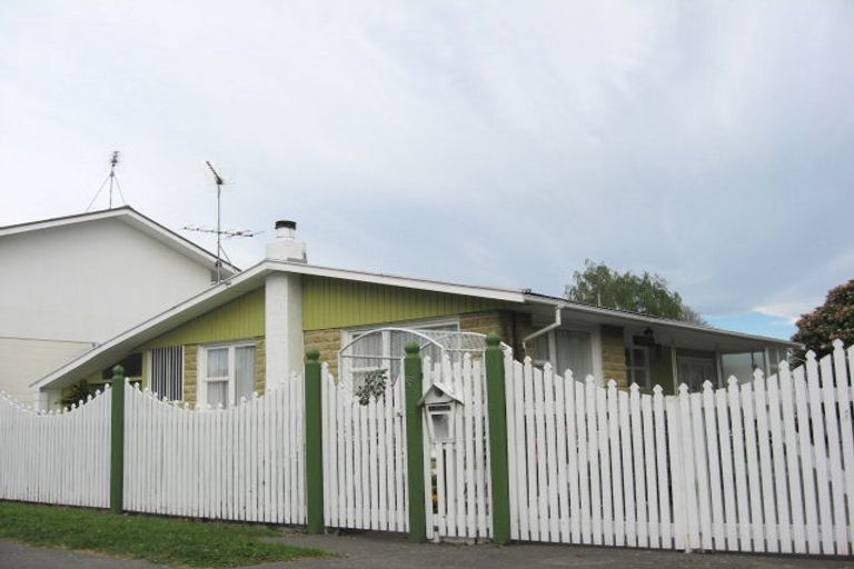Photo of property in 82a Maxwell Road, Blenheim, 7201