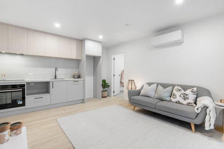 Photo of property in 1/21 Church Street, Devonport, Auckland, 0624