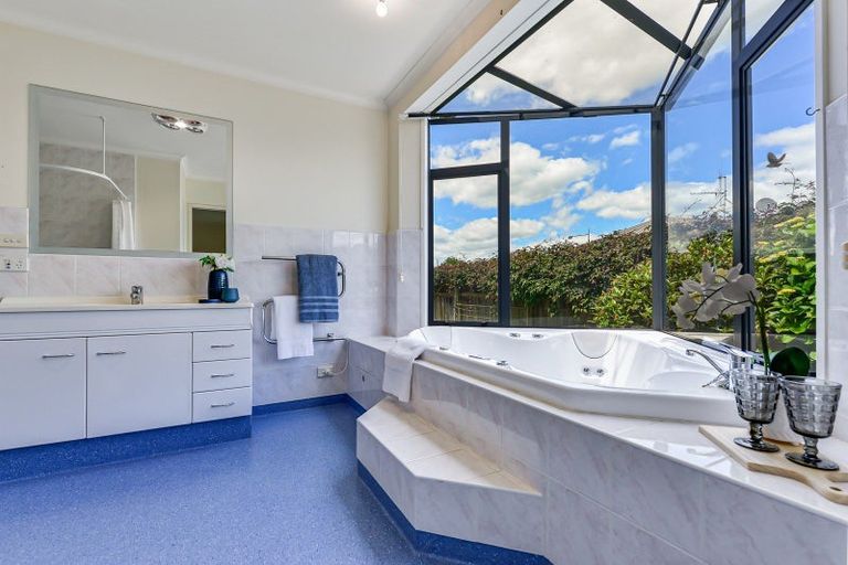 Photo of property in 58 Keswick Crescent, Huntington, Hamilton, 3210