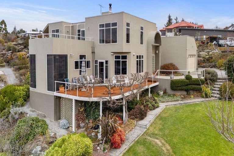 Photo of property in 25 Aronui Road, Bridge Hill, Alexandra, 9320