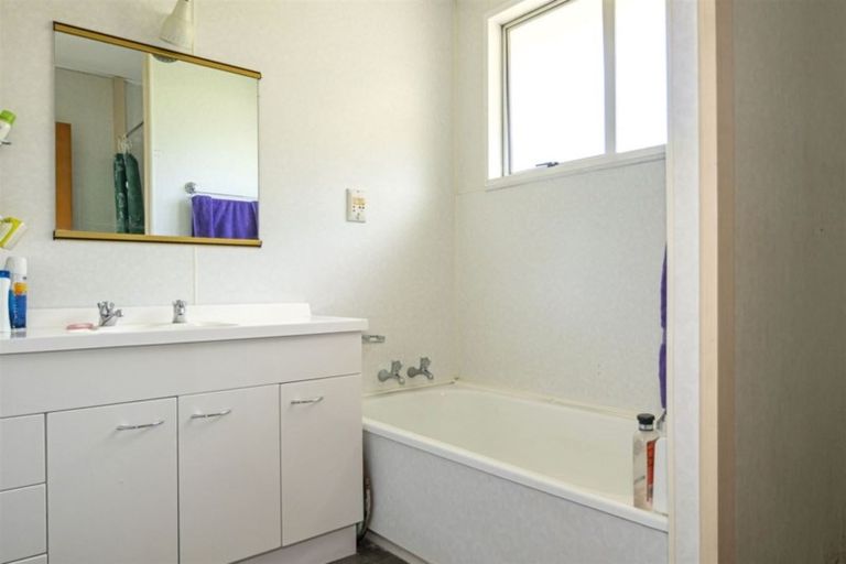 Photo of property in 72 Peel Street, Geraldine, 7930