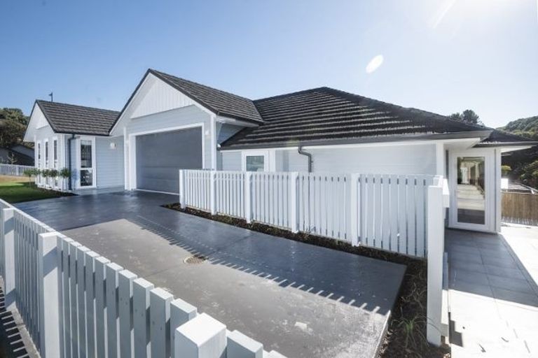 Photo of property in 99 Adler Drive, Ohauiti, Tauranga, 3112