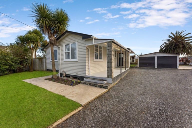 Photo of property in 6 Duncan Place, Highbury, Palmerston North, 4412
