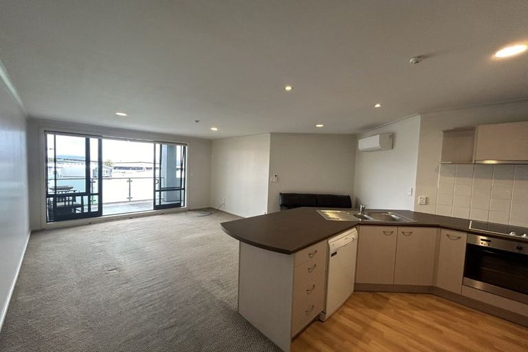 Photo of property in Paramount Apartments, 30/281 Maunganui Road, Mount Maunganui, 3116