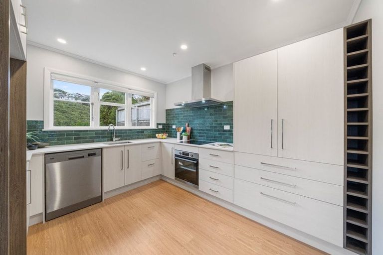 Photo of property in 3 Fraser Avenue, Johnsonville, Wellington, 6037