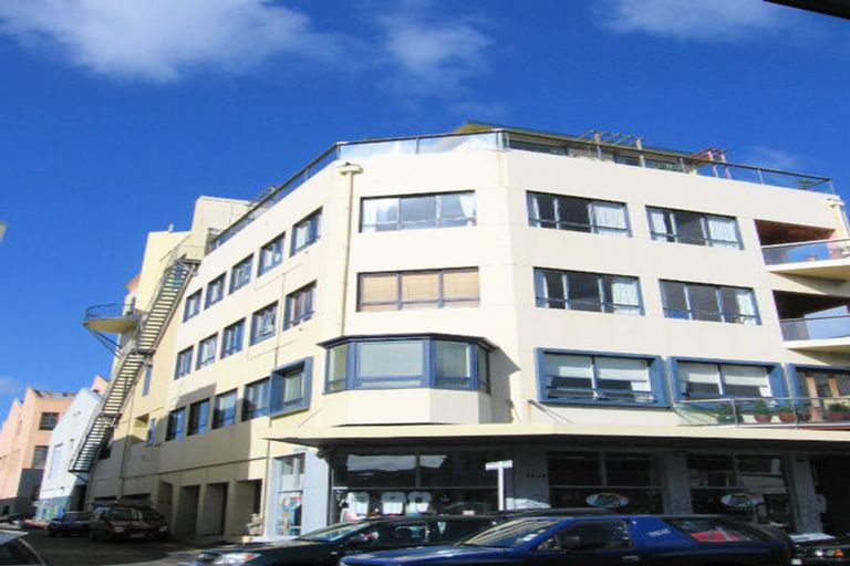 Photo of property in 6 City Apartments, 11b Ghuznee Street, Te Aro, Wellington, 6011