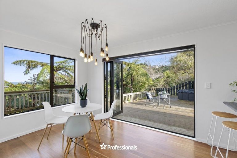 Photo of property in 14 Matuhi Street, Tirohanga, Lower Hutt, 5010