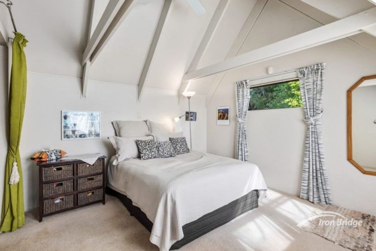 Photo of property in 18 Telstar Place, Beach Haven, Auckland, 0626