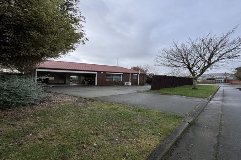 Photo of property in 6 Lakeview Place, Halswell, Christchurch, 8025