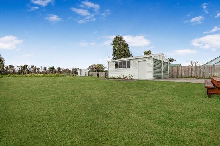 Photo of property in 31 Village Way, Ardmore, Papakura, 2582