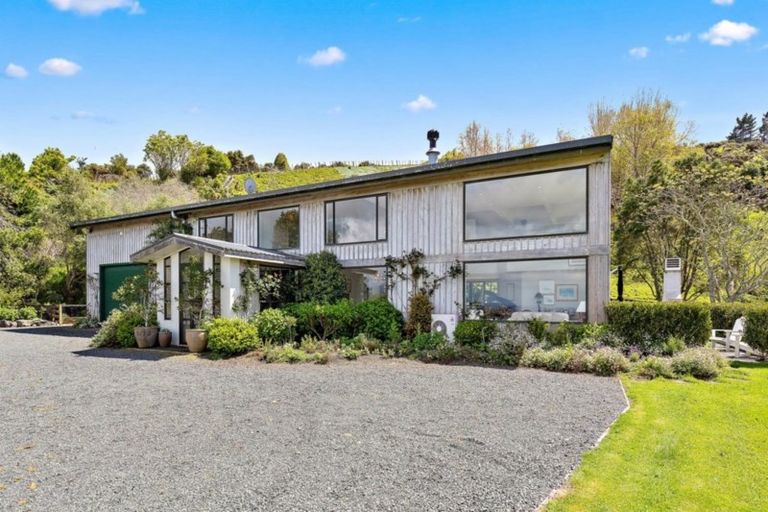 Photo of property in 253 Rodney Road, Whangateau, Warkworth, 0985