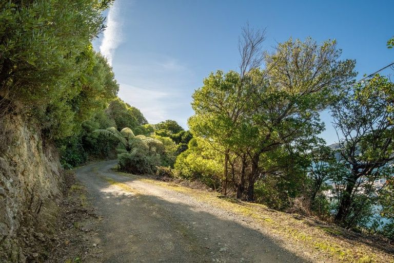 Photo of property in 37 Marina Drive, Waikawa, Picton, 7220