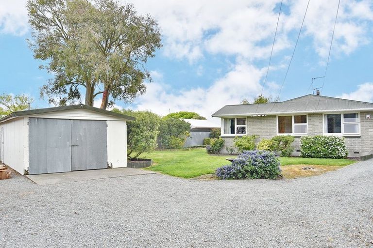 Photo of property in 13 Lucienne Place, Hillsborough, Christchurch, 8022